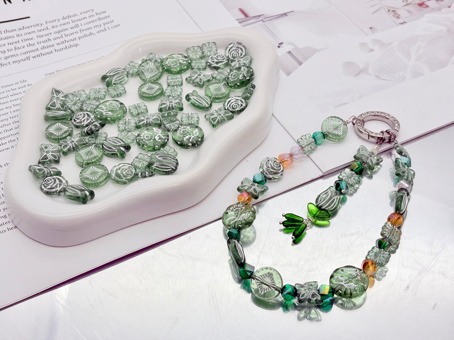 H62花散る園の翠玉