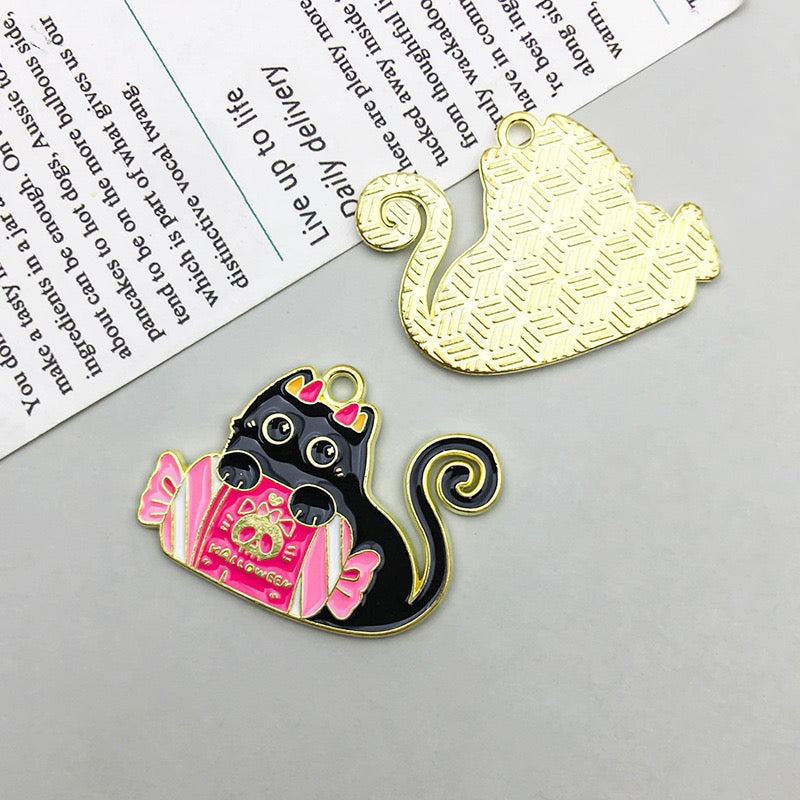 T32 魔法の白黒にゃんこ