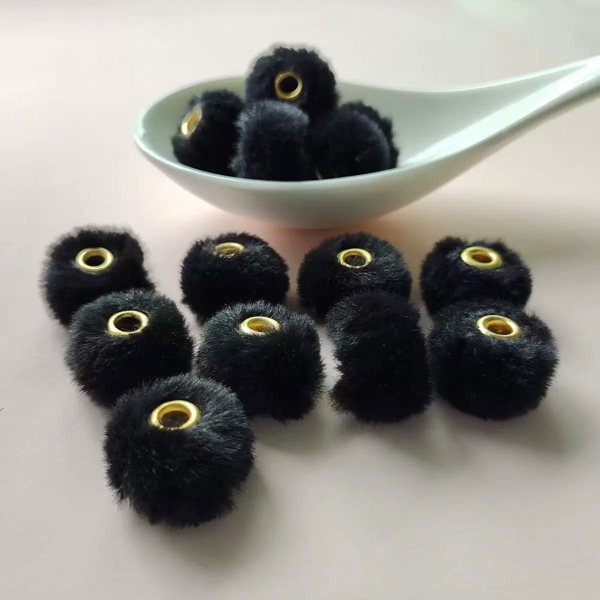 D40ふわもこビーズ(20MM)