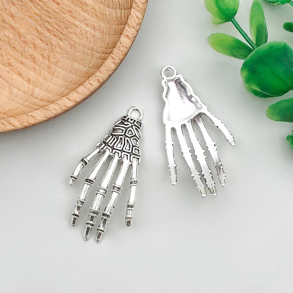 T37 くもと悪魔のハロウィン風チャーム