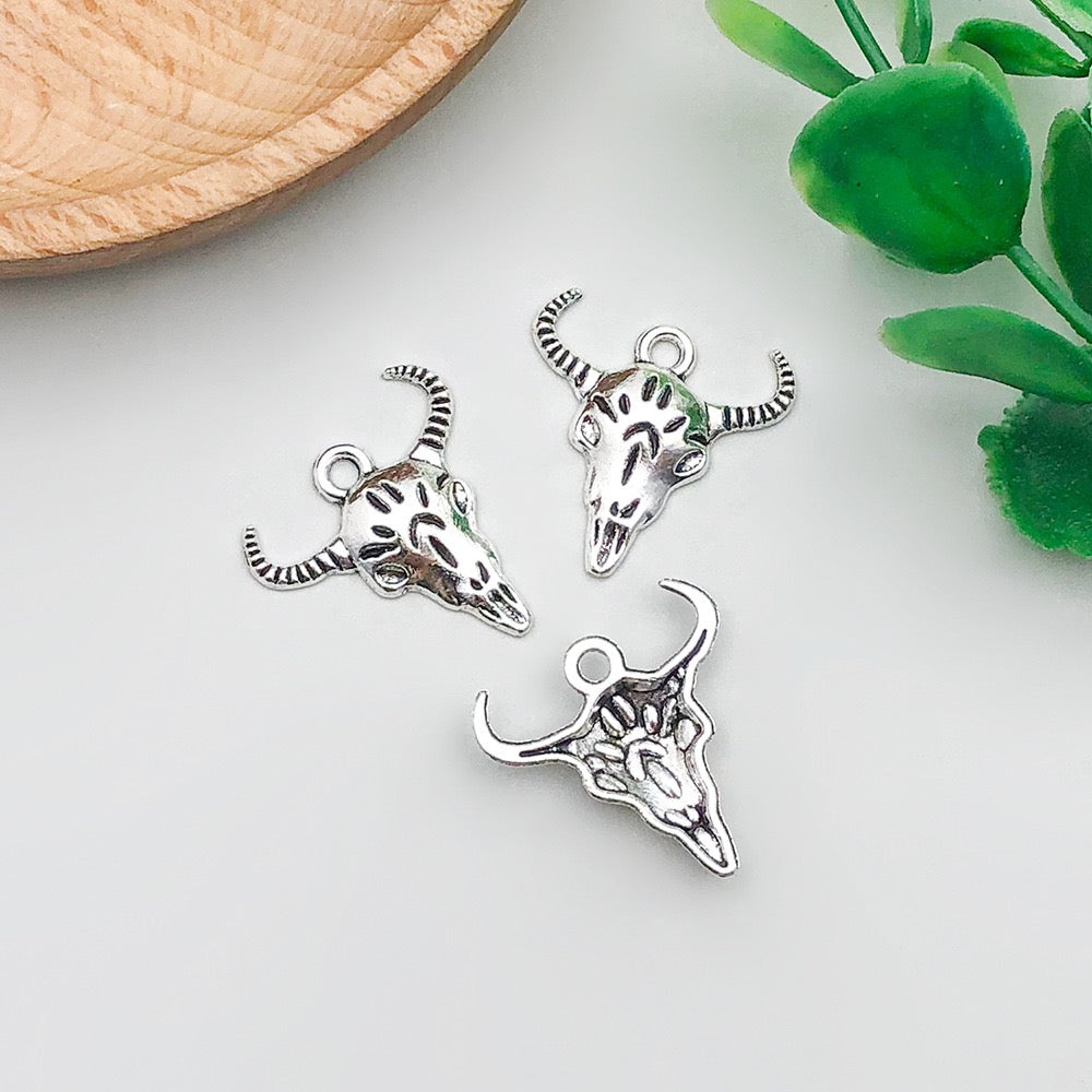 T37 くもと悪魔のハロウィン風チャーム