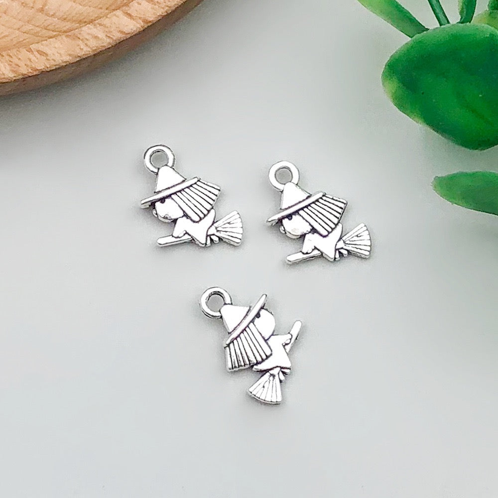 T37 くもと悪魔のハロウィン風チャーム