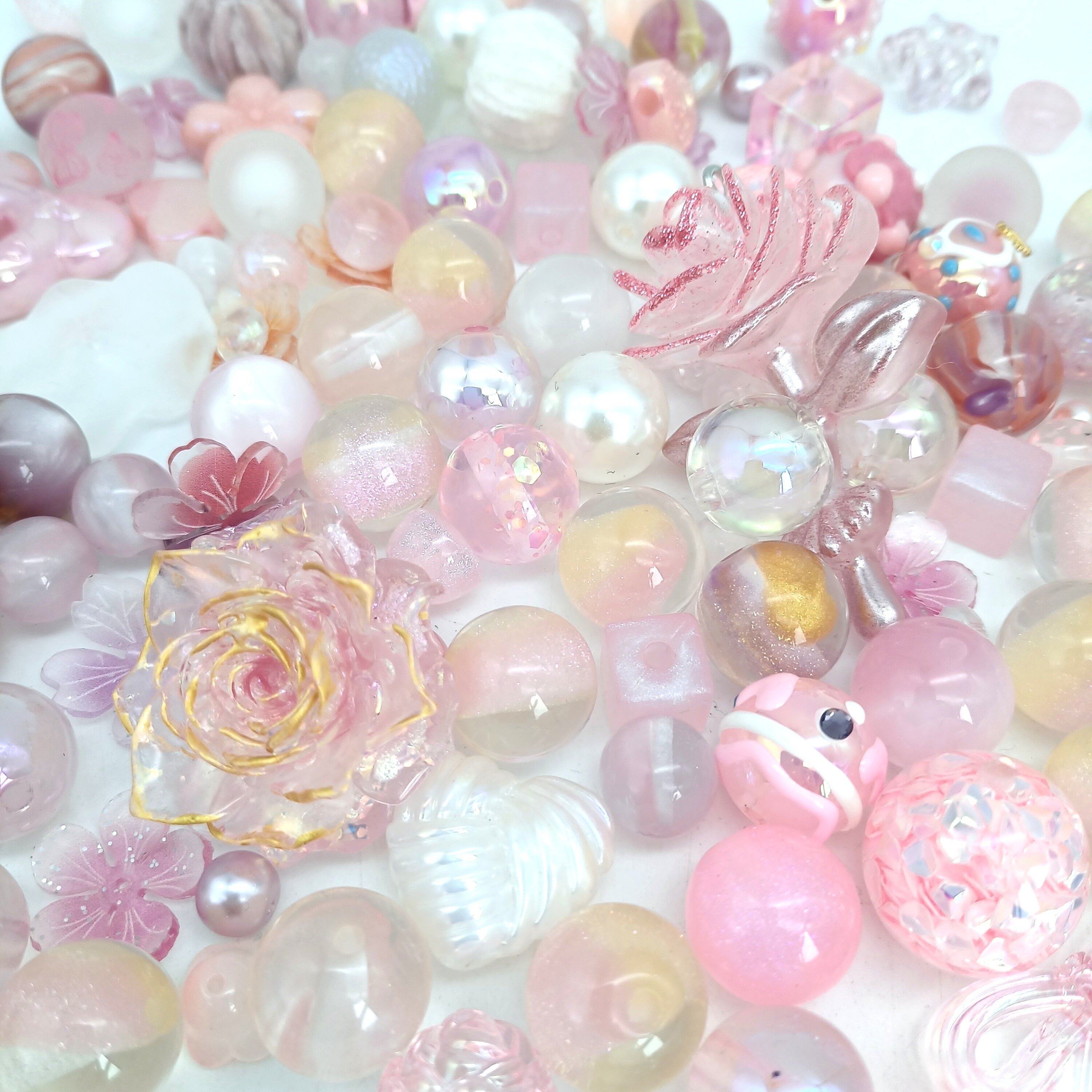 [開封]高品質 レジン & アクリルミックスビーズ 大粒メイン 100 種類以上