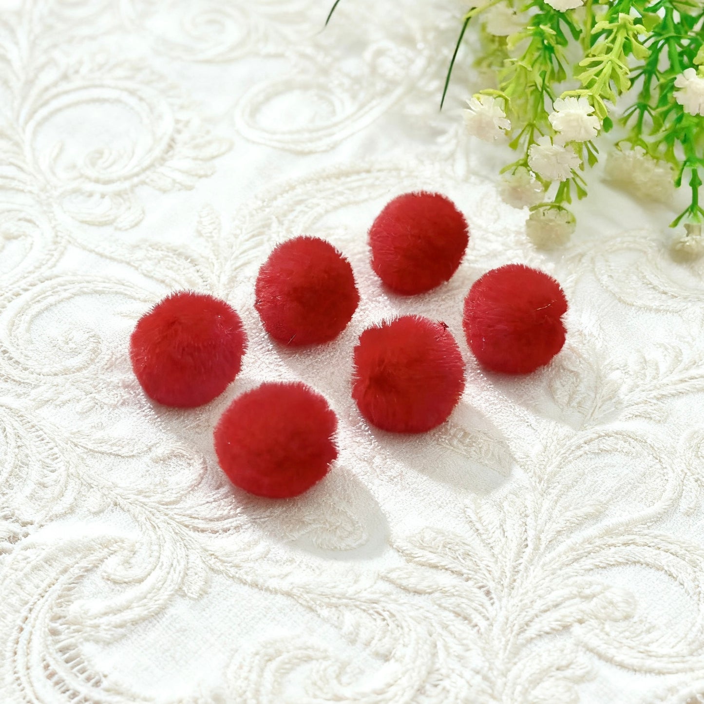 D07 フェイクミンク玉ペンダント