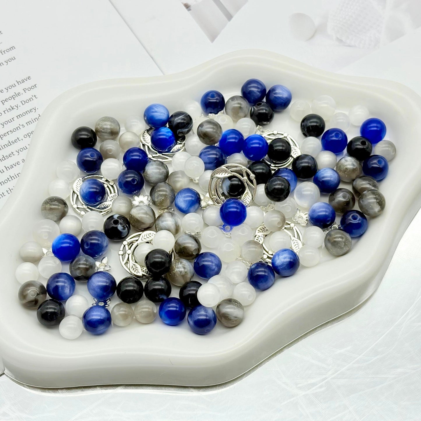 H51ブルーグレイファントムビーズ