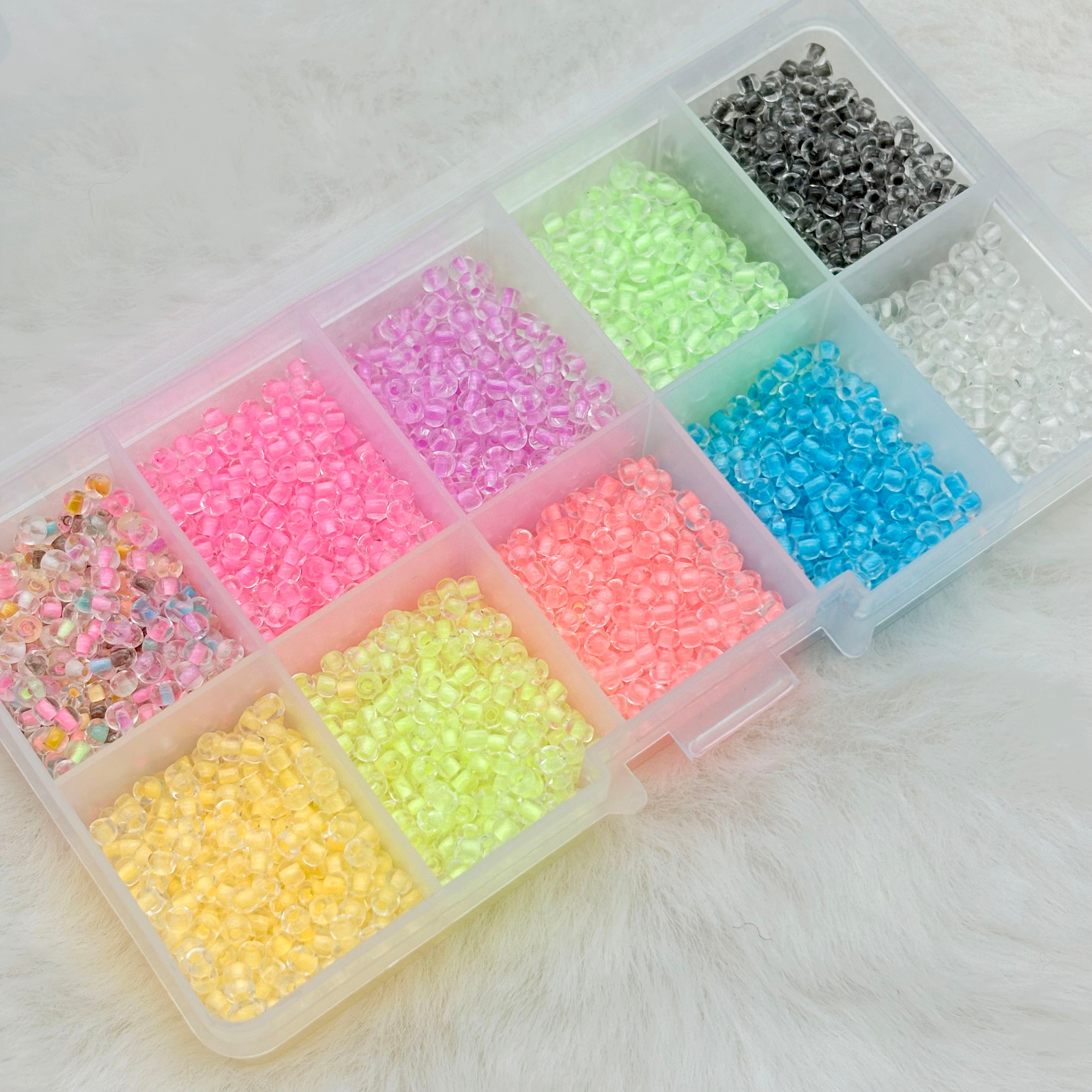 [開封] NEW.約 2.7mm 極小サイズ蓄光ビーズ 暗闇で発光 アクセ手芸 DIY 素材