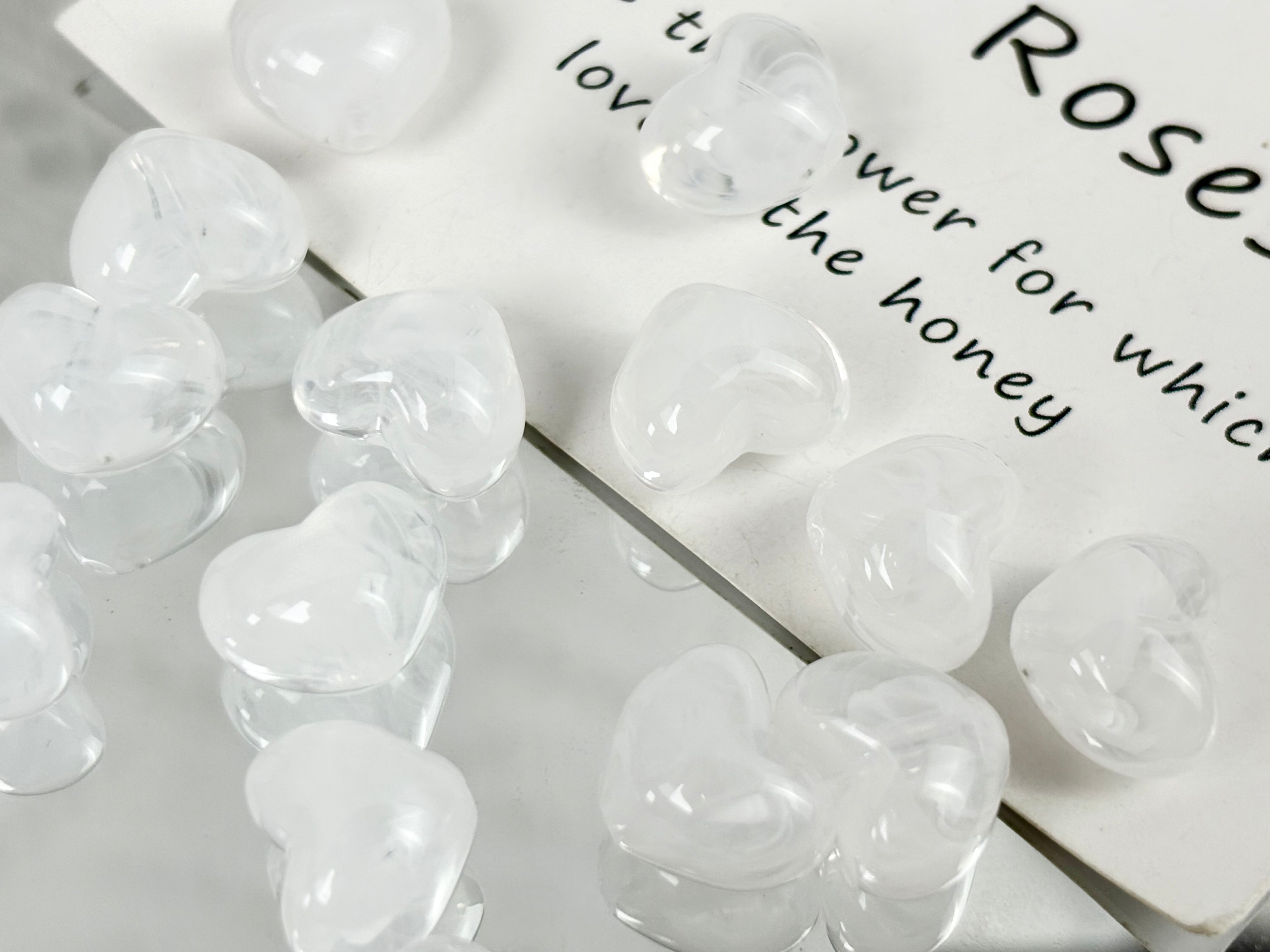 [開封] NEW.糸通し穴付きハート飾りパーツ 合金製とアクリル製 2 種素材 DIY 手芸装飾素材