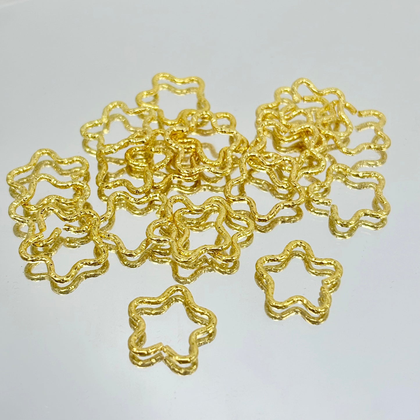 T90(16mm)星型エンボス開きリング